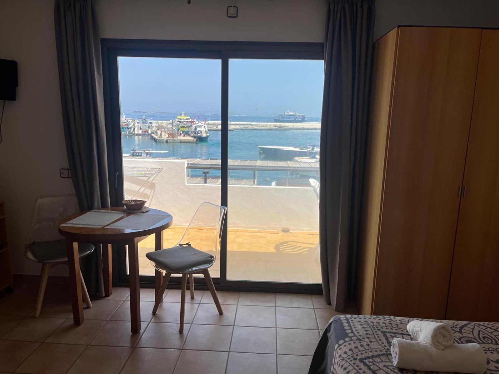 Apartamentos Mar I Vent Puerto De La Savina  Εξωτερικό φωτογραφία