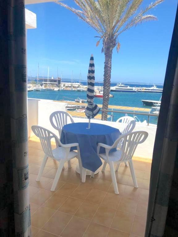 Apartamentos Mar I Vent Puerto De La Savina  Εξωτερικό φωτογραφία