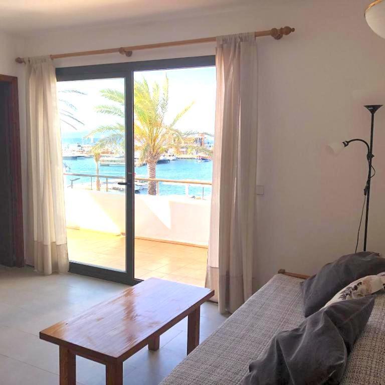 Apartamentos Mar I Vent Puerto De La Savina  Εξωτερικό φωτογραφία