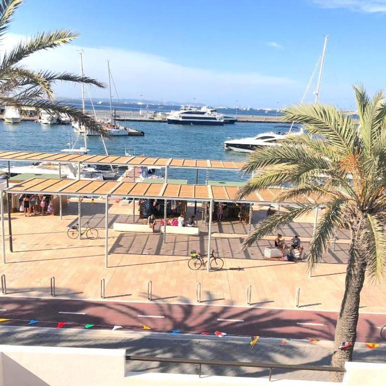 Apartamentos Mar I Vent Puerto De La Savina  Εξωτερικό φωτογραφία